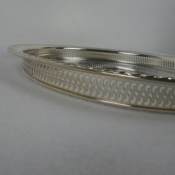 Vintage Silverplate Round Serving Tray 15 inch Diameter Reticulated - Picture 9 of 11